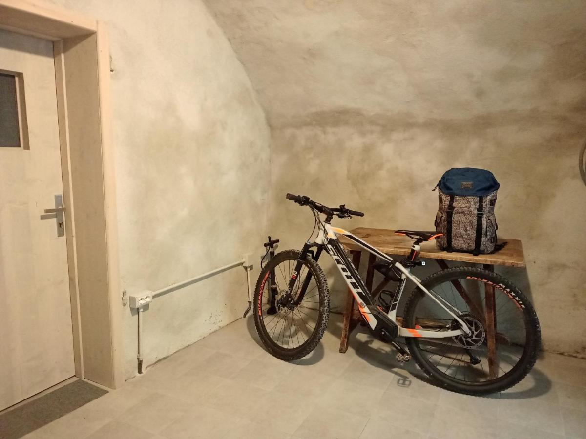 Appartamenti Residenza 1928 Tremosine Bagian luar foto